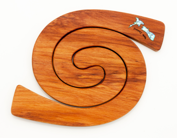 2in 1 Rimu Tablemat with Paua Map Inlay - Romeyn Woodcrafts Ltd