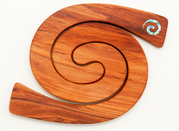 2in 1 Rimu Tablemat with Paua Koru Inlay - Romeyn Woodcrafts Ltd